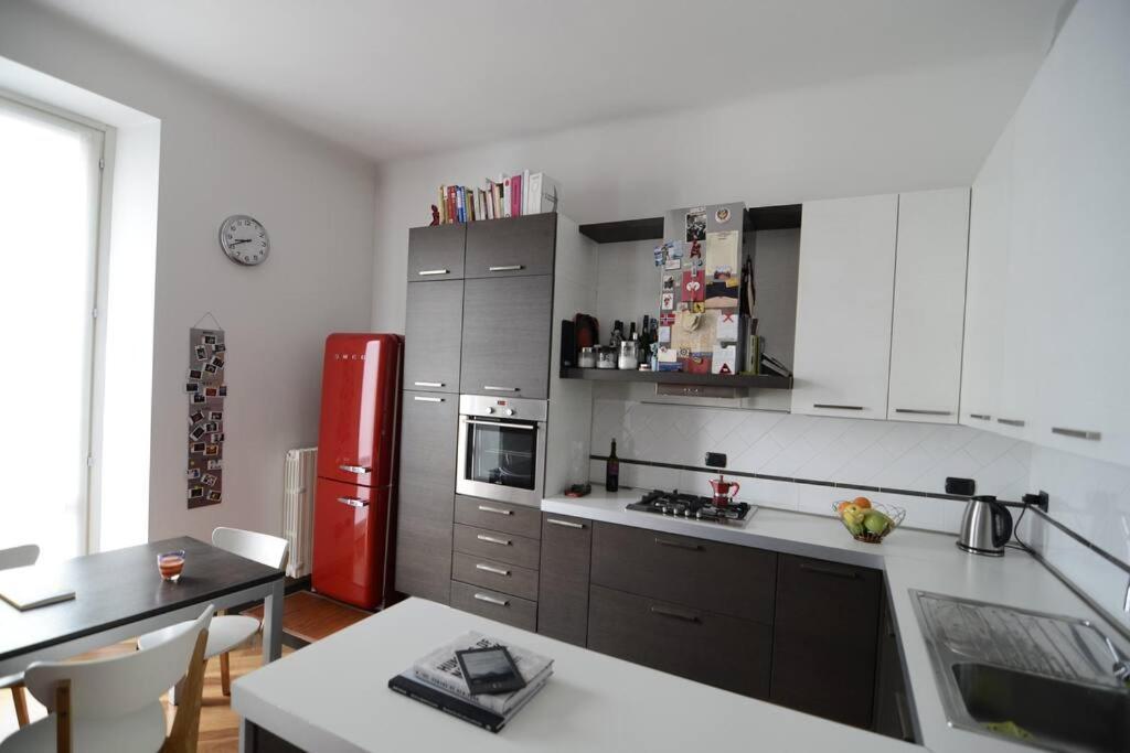 Quiet & Bright In A Sparkly District! Apartment Mailand
